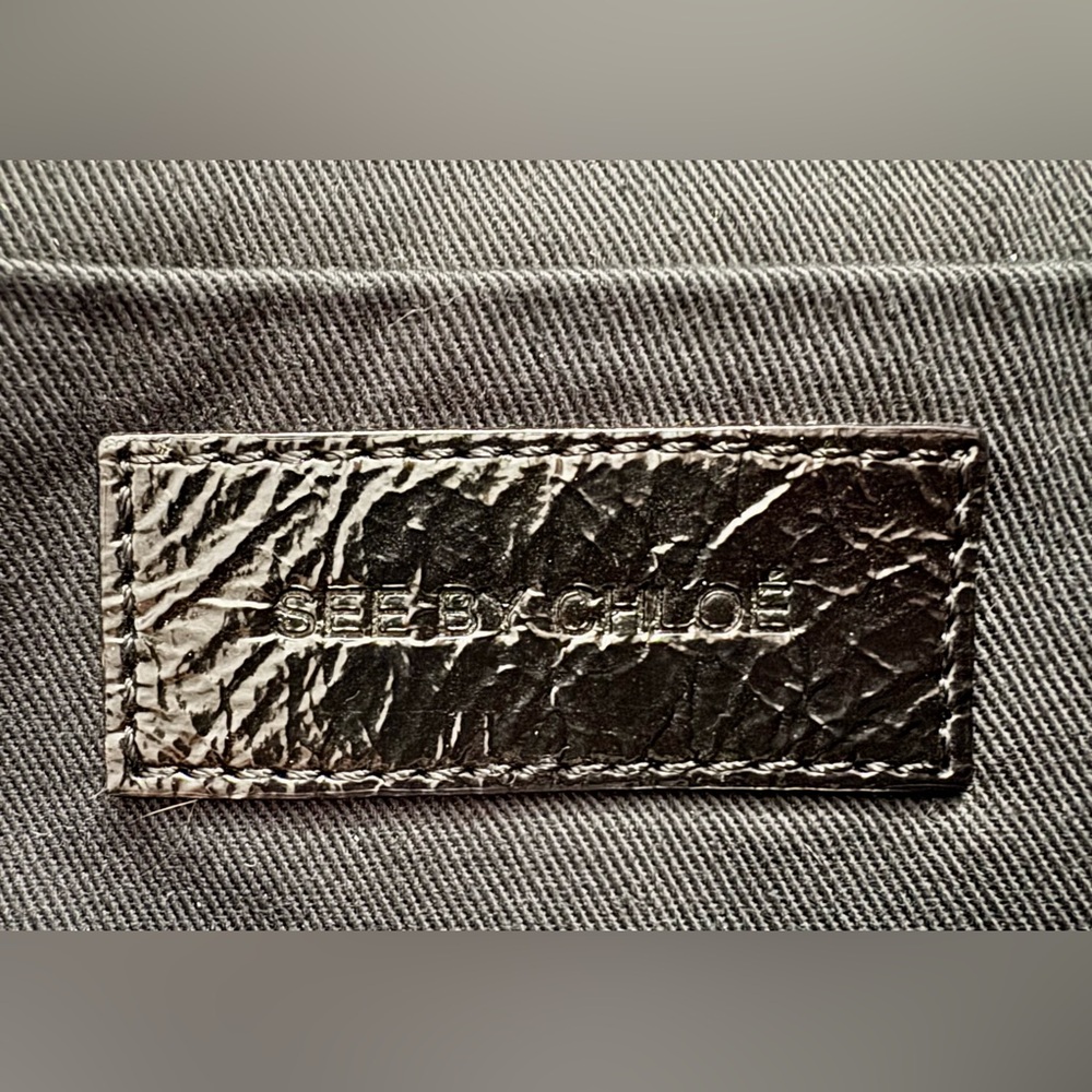 See By Chloé Bronze Leather Bag w/ Black Patent Bow, Adjustable Strap - Picture 5 of 10